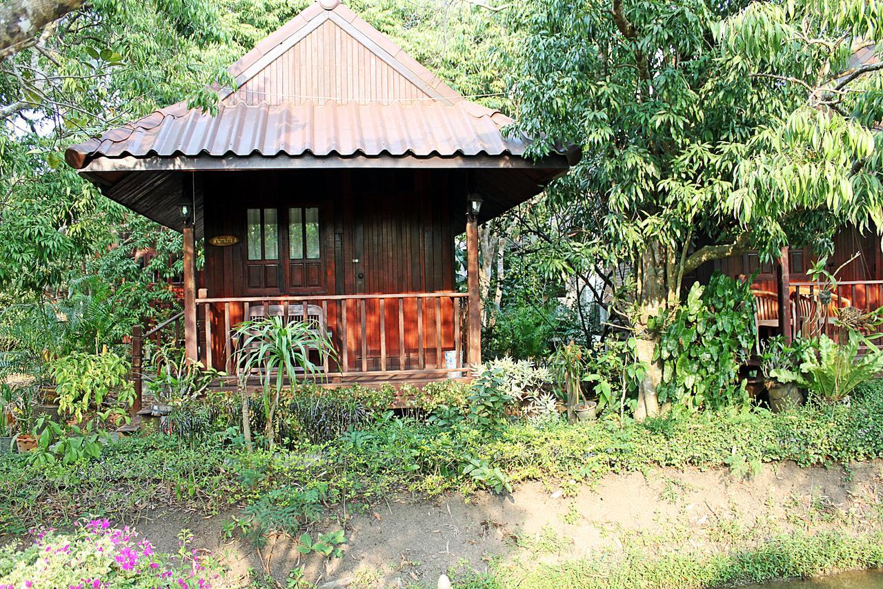 Baansuan Lychee Maeklong Resort Ampawa Amphawa Buitenkant foto