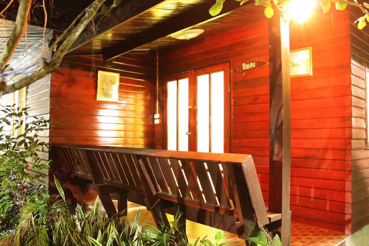 Baansuan Lychee Maeklong Resort Ampawa Amphawa Buitenkant foto