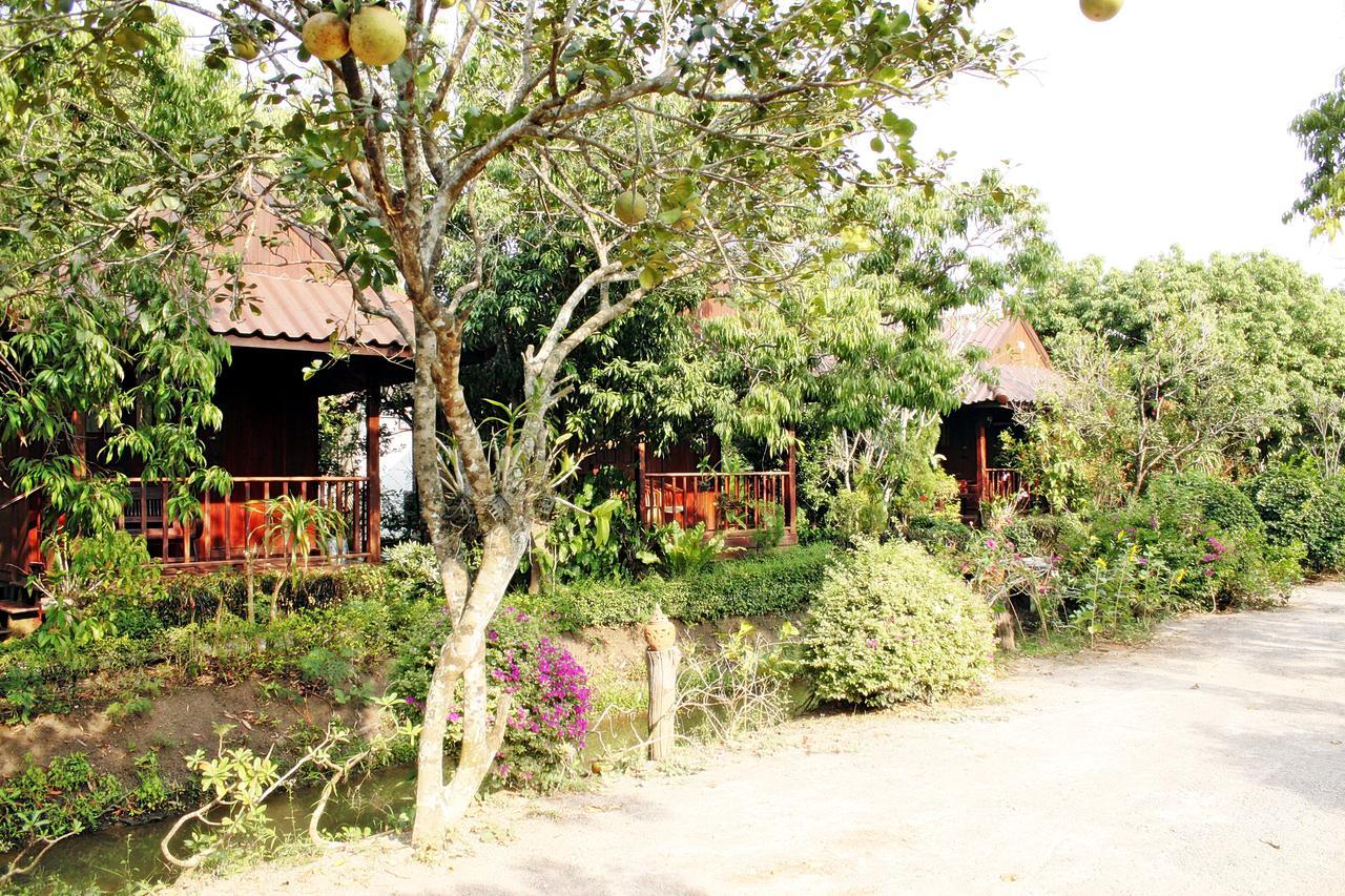 Baansuan Lychee Maeklong Resort Ampawa Amphawa Buitenkant foto