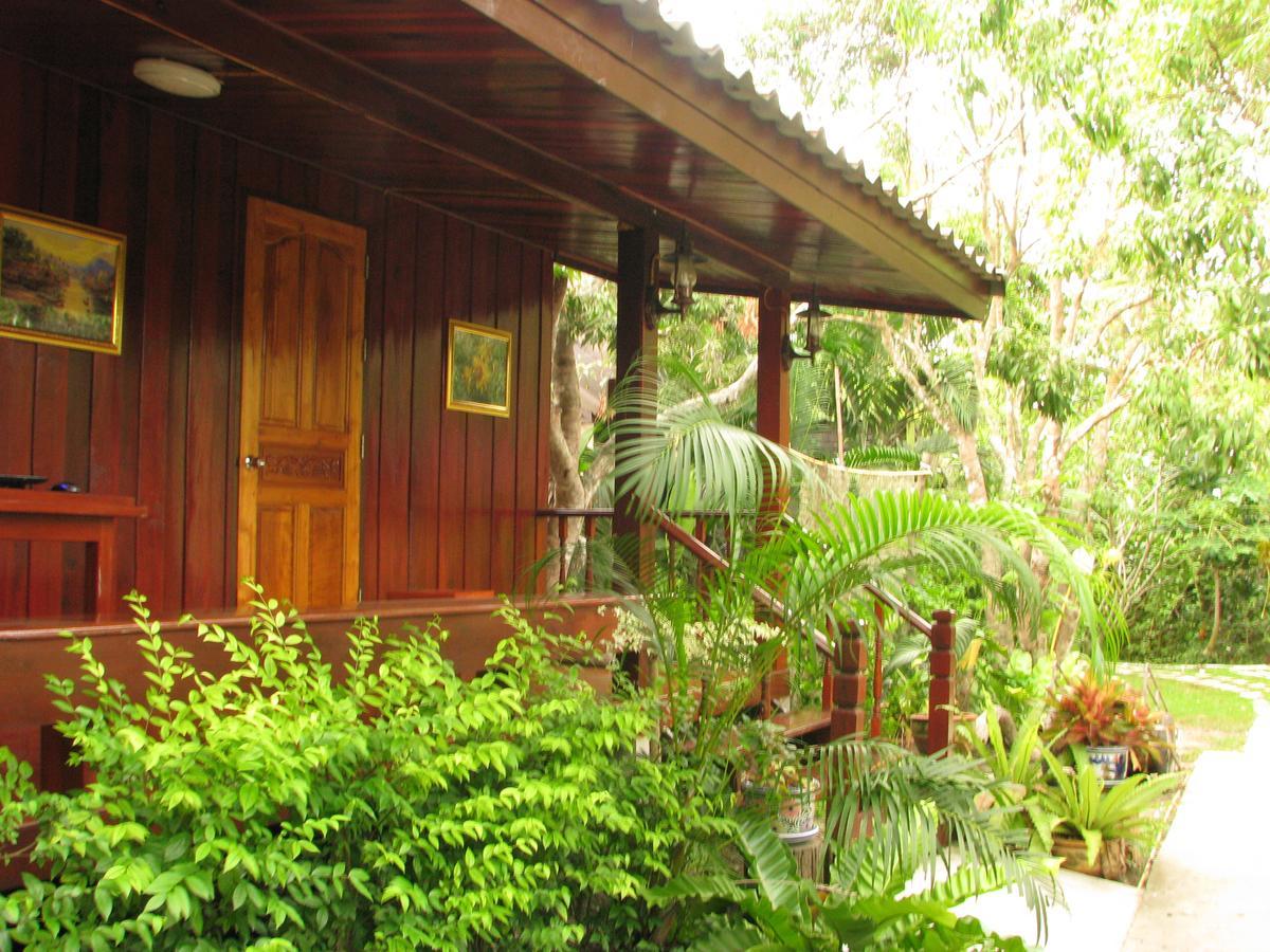 Baansuan Lychee Maeklong Resort Ampawa Amphawa Buitenkant foto